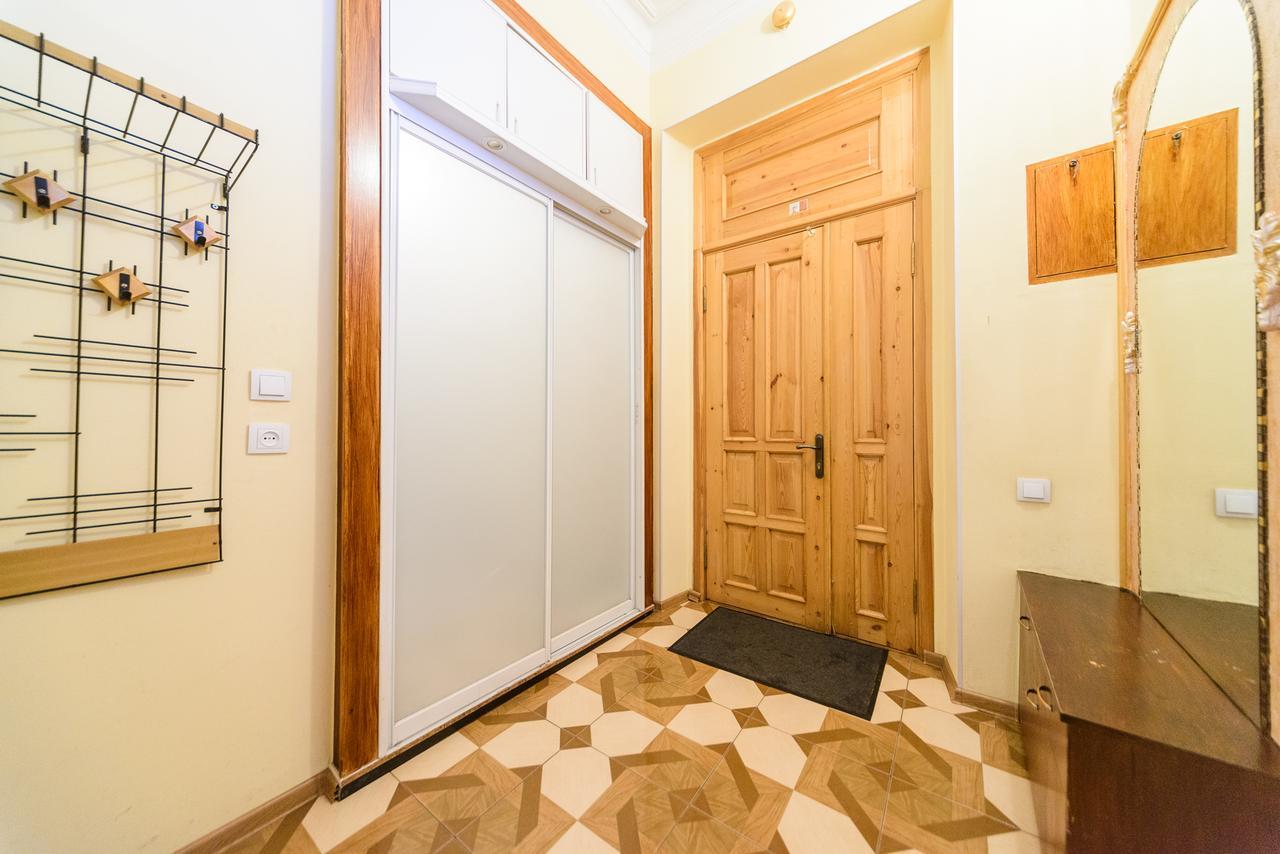 Apartment Near Arena City Kiev Dış mekan fotoğraf